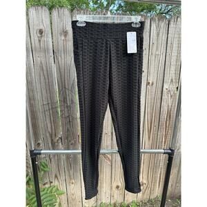 YUNA Fashion Textured Scrunch Leggings Black High Waisted - Size L/XL